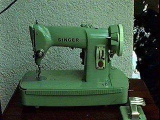 Singer Model 185 Sewing Machine