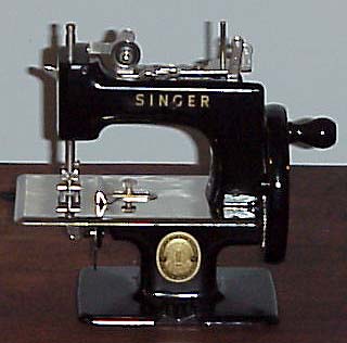 Singer Model 20 Sewing Machine