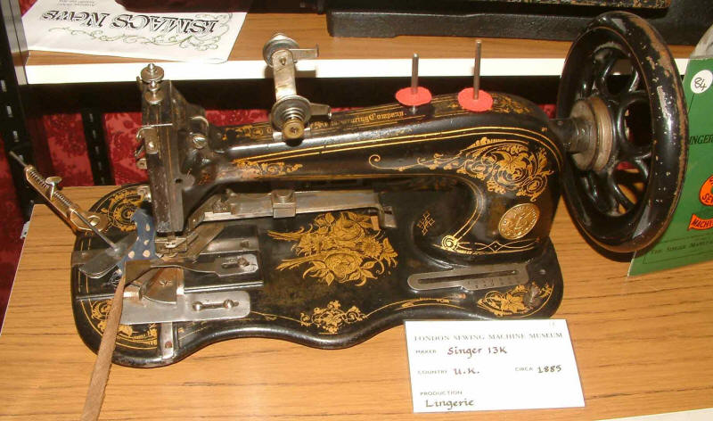 Singer Model 13K Industrial Sewing Machine