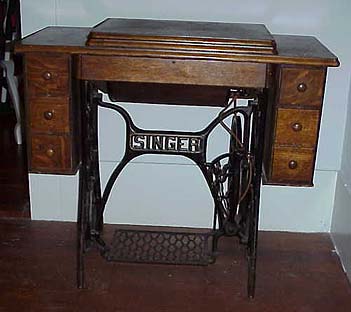 Singer Model 127 Sewing Machine Cabinet