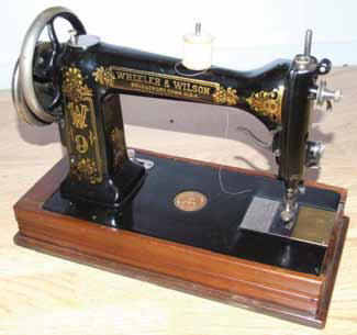 Wheeler & Wilson D9 H3 Single Thread Post Sewing Machine