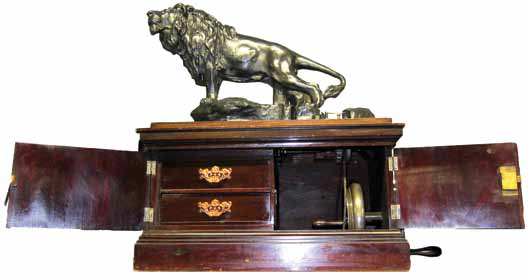 1902 Kimball & Morton Lion Sewing Machine