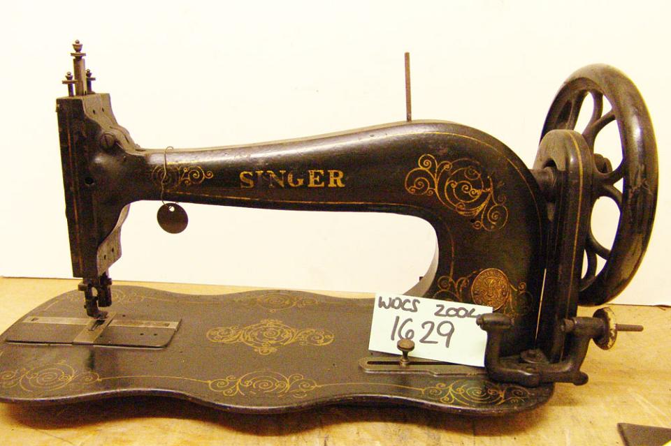 Singer "Scrolls" variant Decals