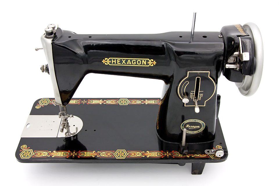 1959 Hexagon Model B Sewing Machine