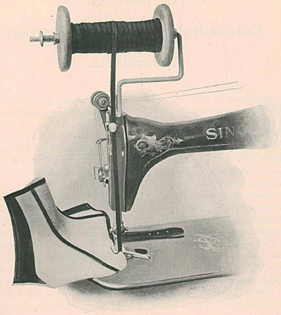 Singer Model 16-46 Overgaiter Sewing Machine