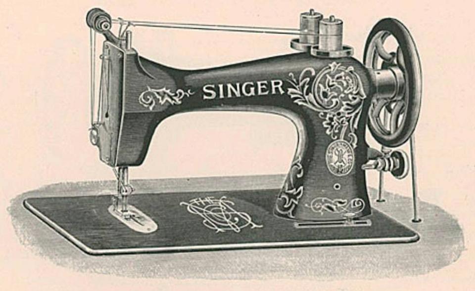 Singer Model 37-2 Stay Stitching Sewing Machine.