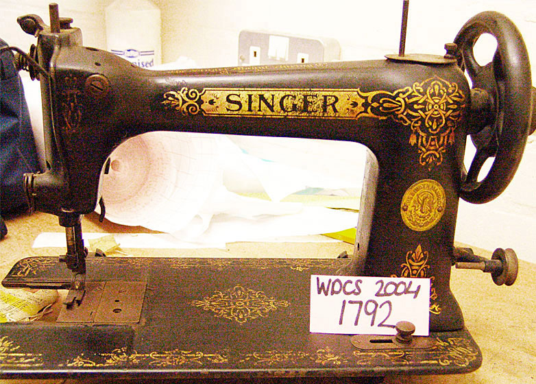 Singer Model 9W7 Rotary Hook Sewing Machine