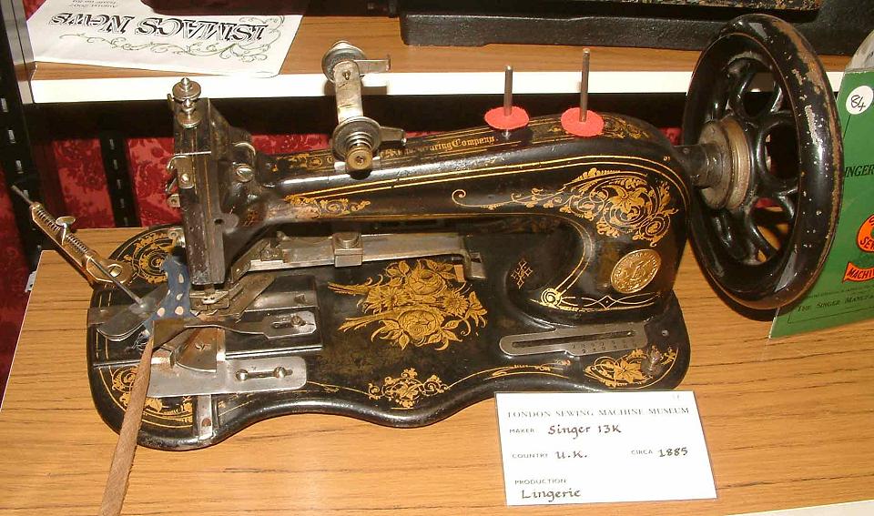 Singer Model 13k Sewing Machine