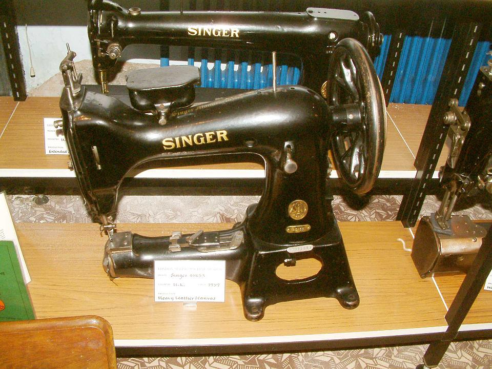 Singer Model 45k53 Sewing Machine
