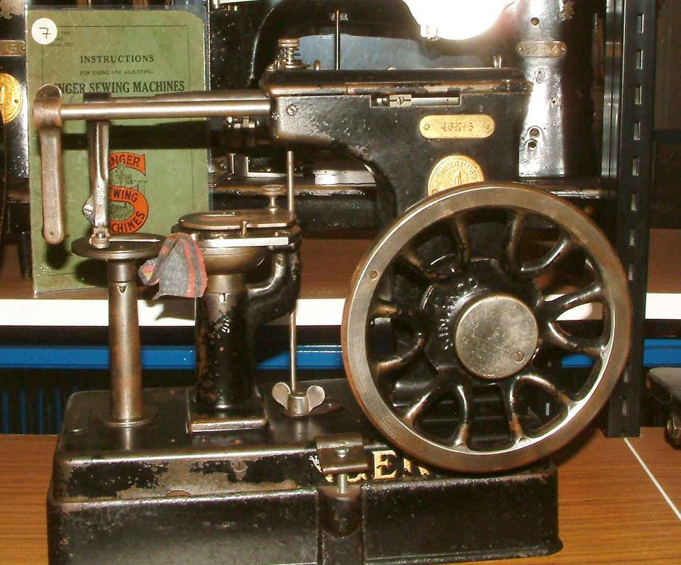 Singer Model 46k15 Sewing Machine