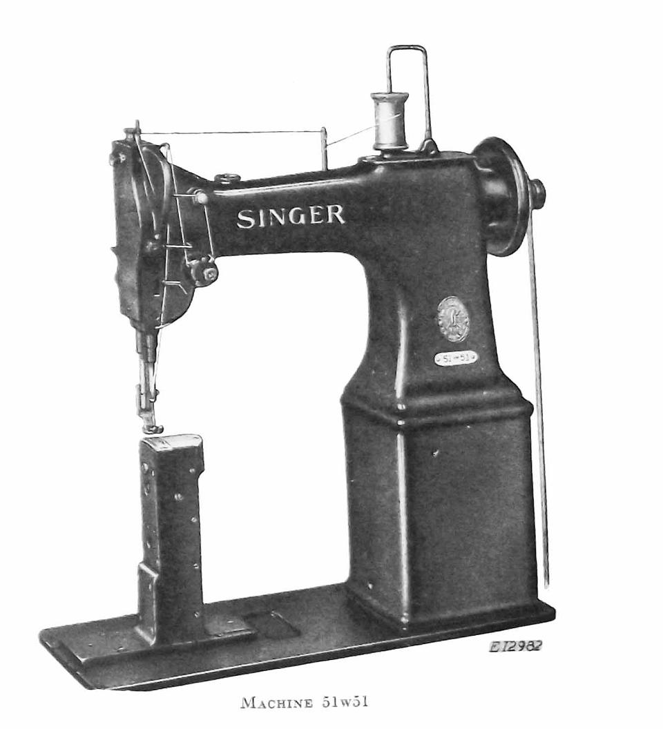 Singer Model 51w51 Sewing Machine