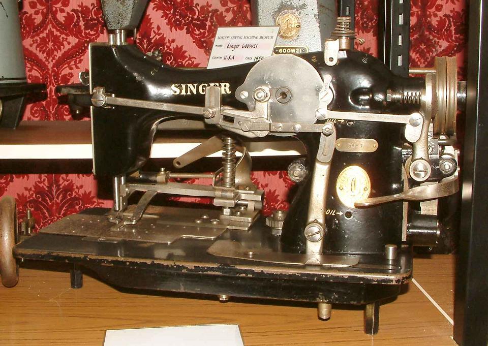 Singer Model 84-1 Sewing Machine