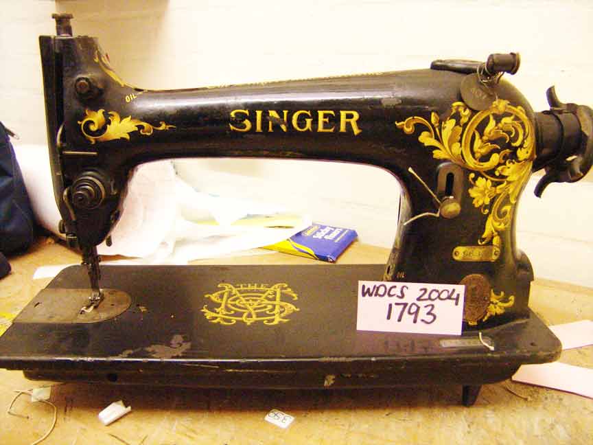 Singer Model 96K Sewing Machine