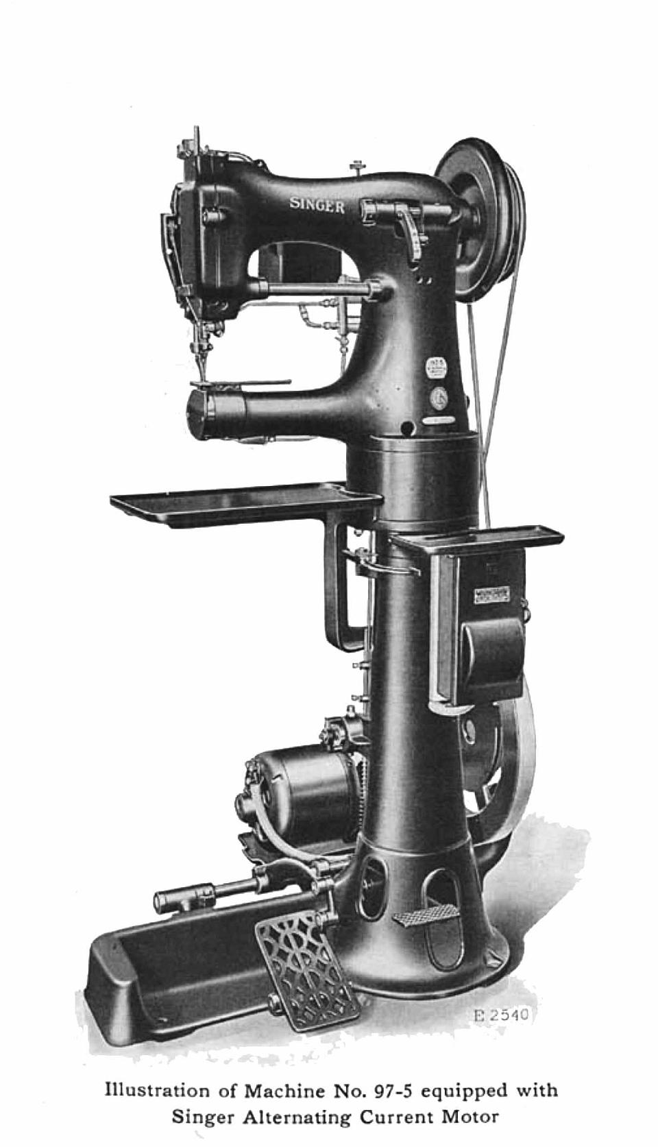 Singer Model 97-5 Sewing Machine