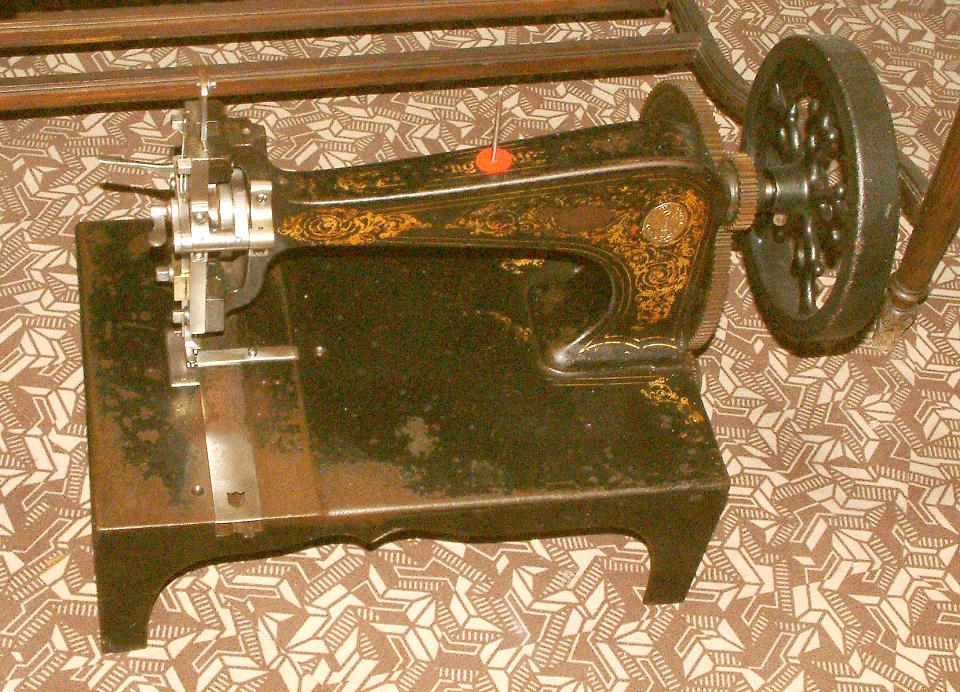 Singer Model 2classb Sewing Machine