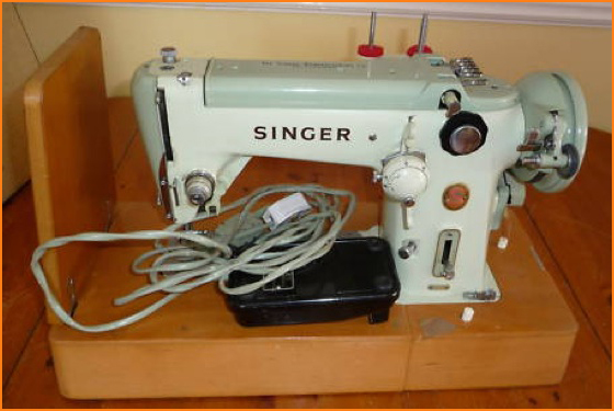 Singer Model 320 Sewing Machine