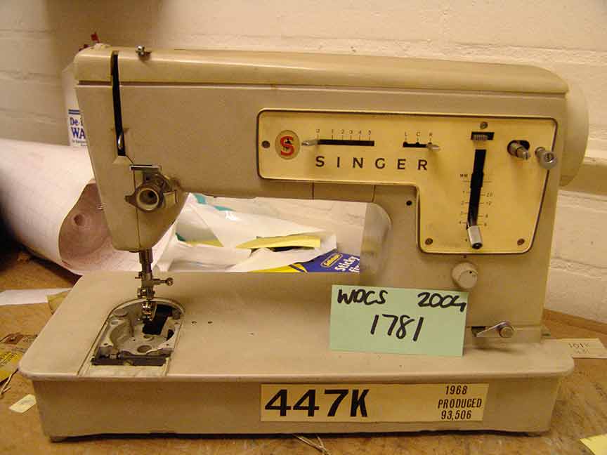 Singer Model 447K Sewing Machine