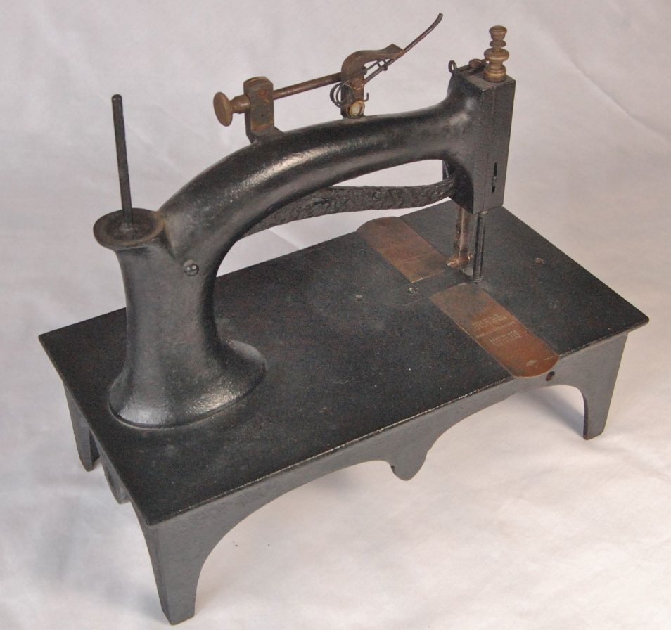 Lesters sewing machine made in Richmond, back