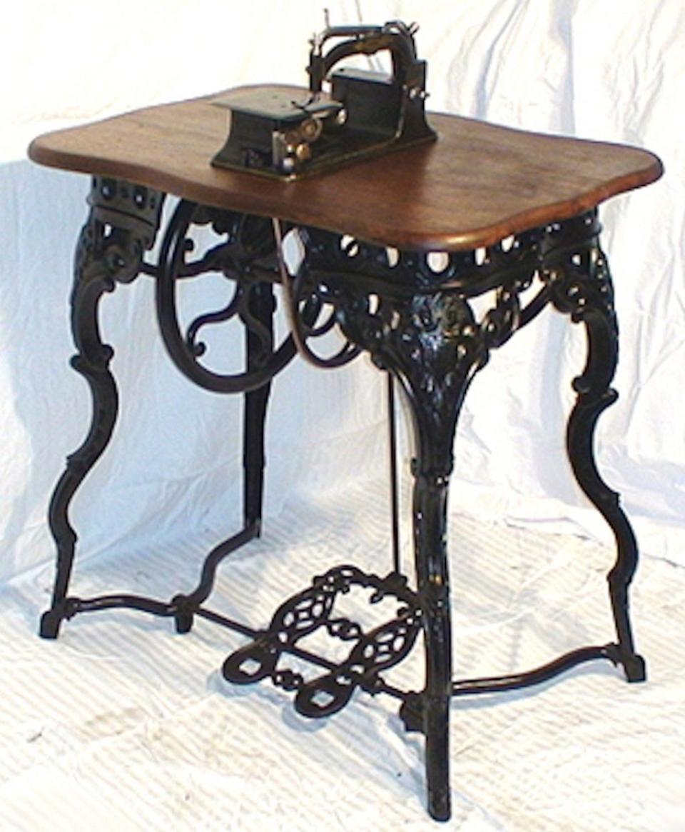 Sloats Elliptic sewing machine made in Philadelphia, on fancy stand (Courtesy of Mike Anderson)
